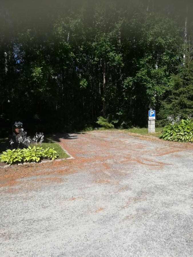 Appartement Koskentien Kotimajoitus & Luxury Glamping à Jämsä Extérieur photo