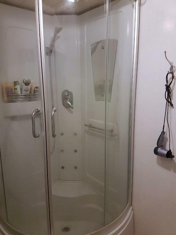 Appartement Koskentien Kotimajoitus & Luxury Glamping à Jämsä Extérieur photo